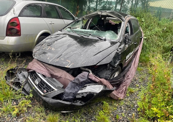 Seat Leon cena 9900 przebieg: 45000, rok produkcji 2019 z Racibórz małe 29